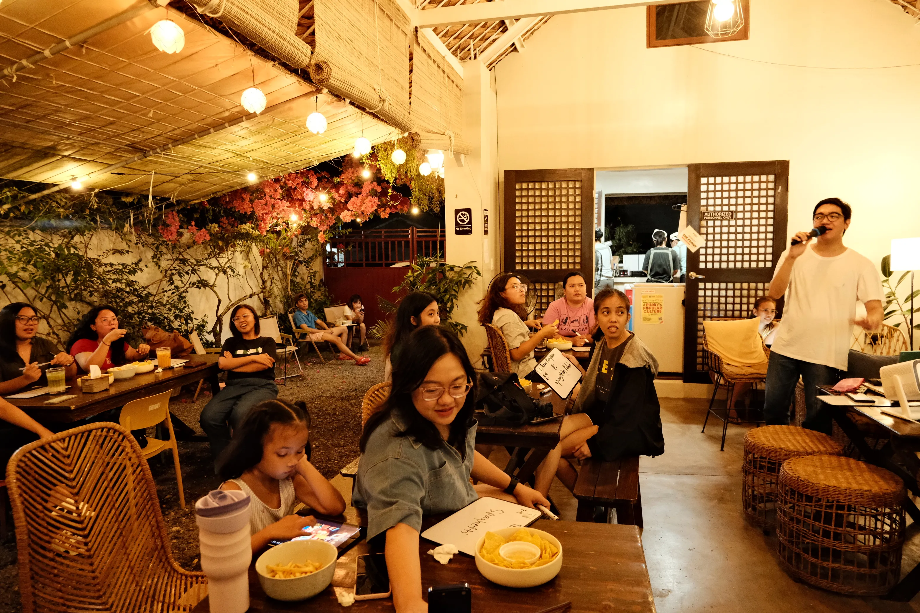 Sukis gathered at Kape Maria for trivia night